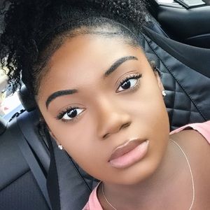 Meet your Posher, Ariel